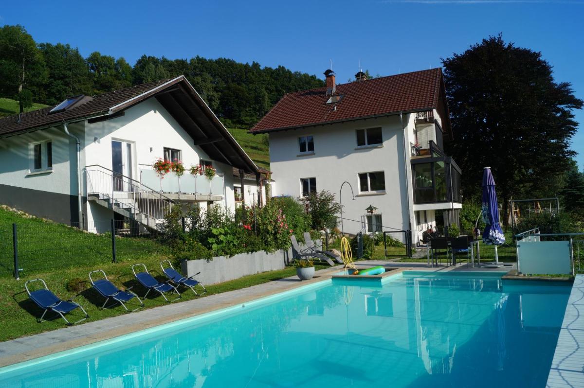 Traumhafte Ferienwohnung mit Pool - Housity
