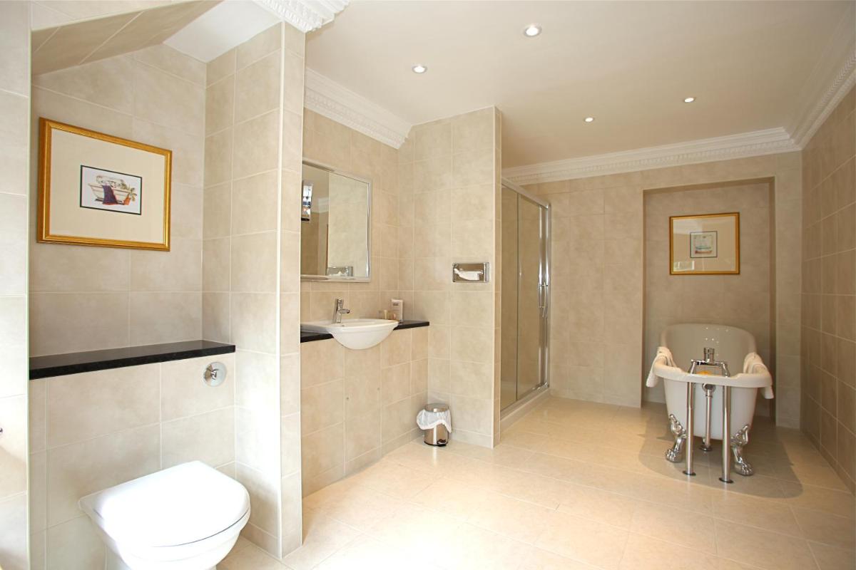 Bagden Hall Hotel - Housity