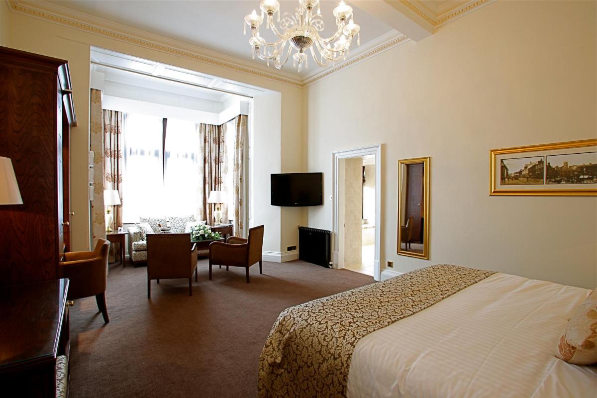 Bagden Hall Hotel - Housity