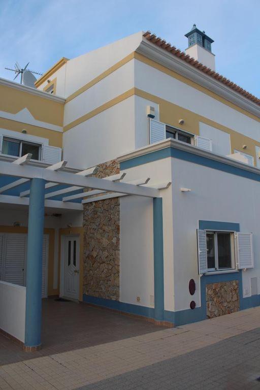 Europa Beach House - Housity