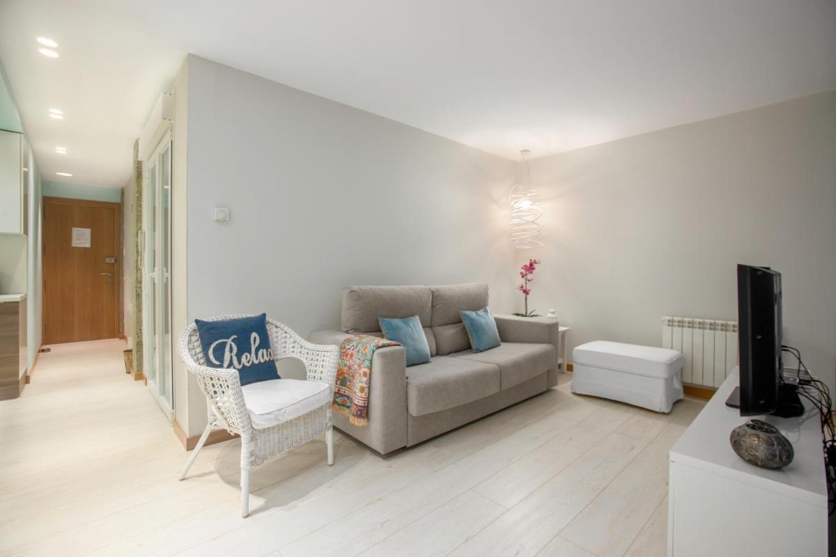 Ondarreta Beach Apartment con parking free y Aire acondicionado - Hizvo