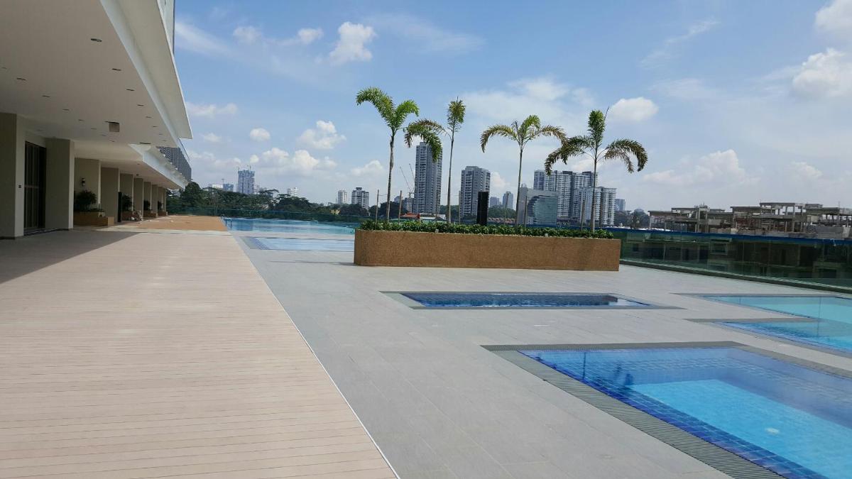 Paragon Residences Straits View Homestay by WELCOME HOME - Hizvo