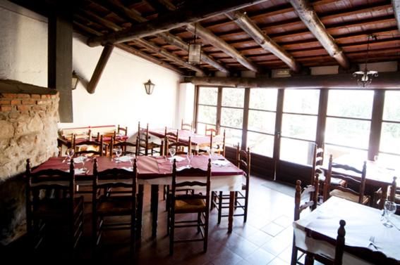 L'ARGOLLA HOTEL-Pizzeria - Housity