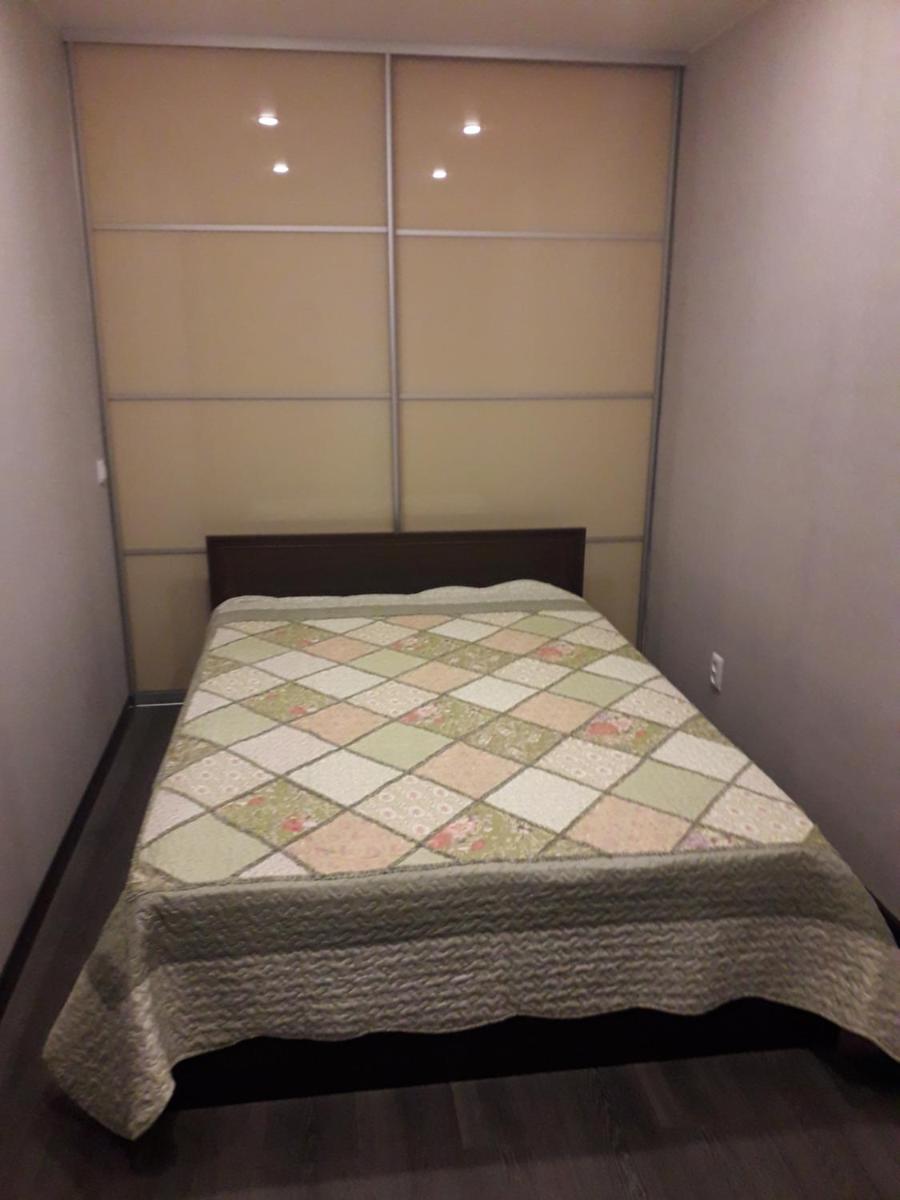 Apartment on Meretskova-Volosova - Housity