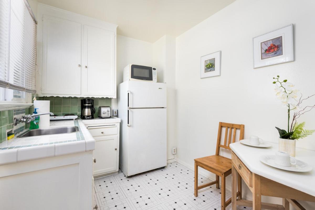 Wilshire Motel - Housity