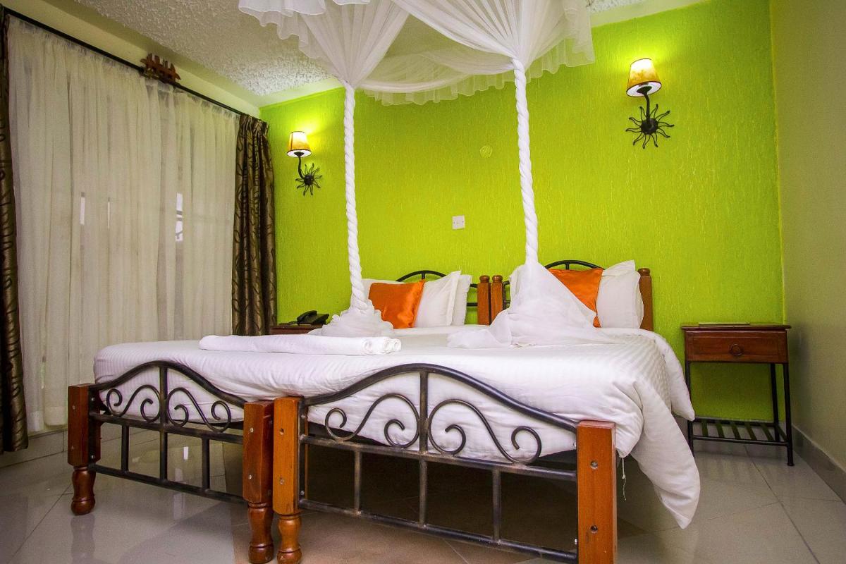 The Smith Hotel - Housity