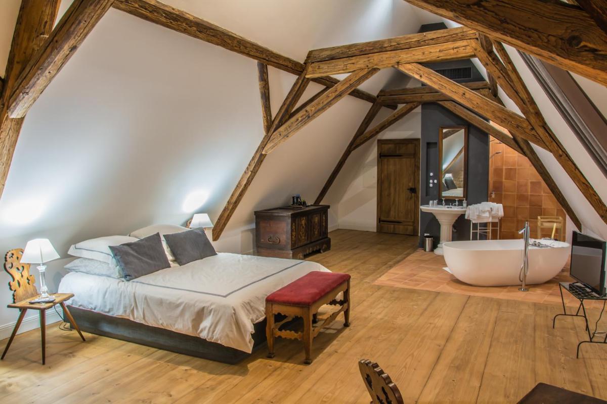Unter der Linde - Housity