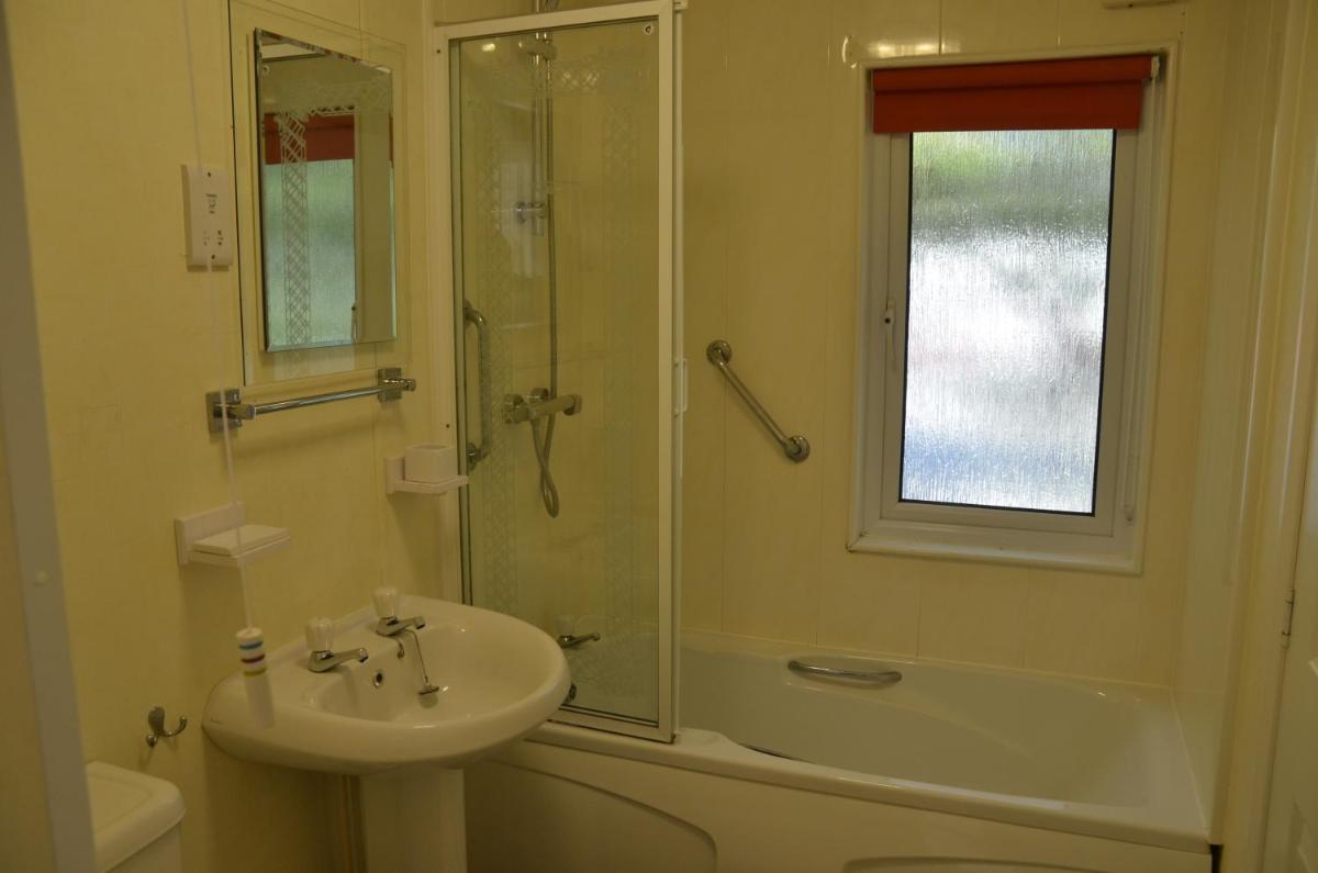 Watermouth Cove Holiday Park - Housity