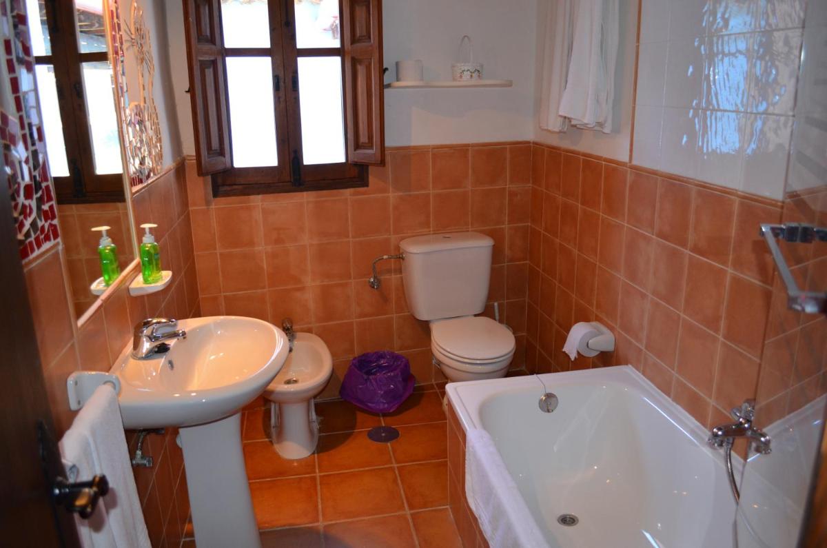 Hotel Restaurante Bandolero - Housity