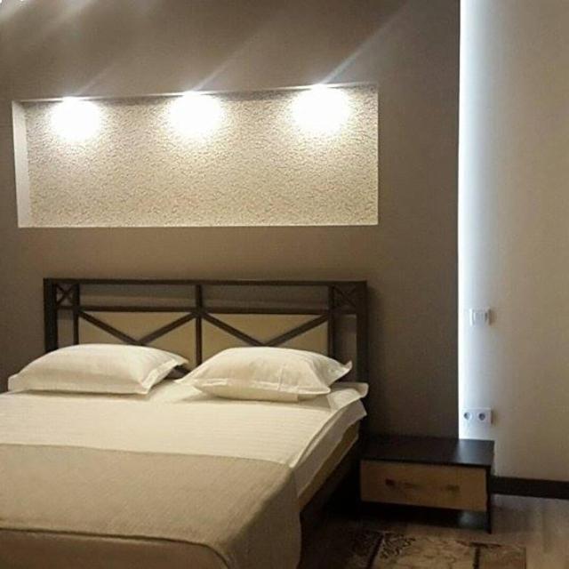 Center Hotel - Housity
