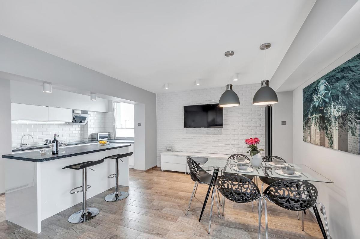 ORION Downtown Apartment by PinPoint - Housity