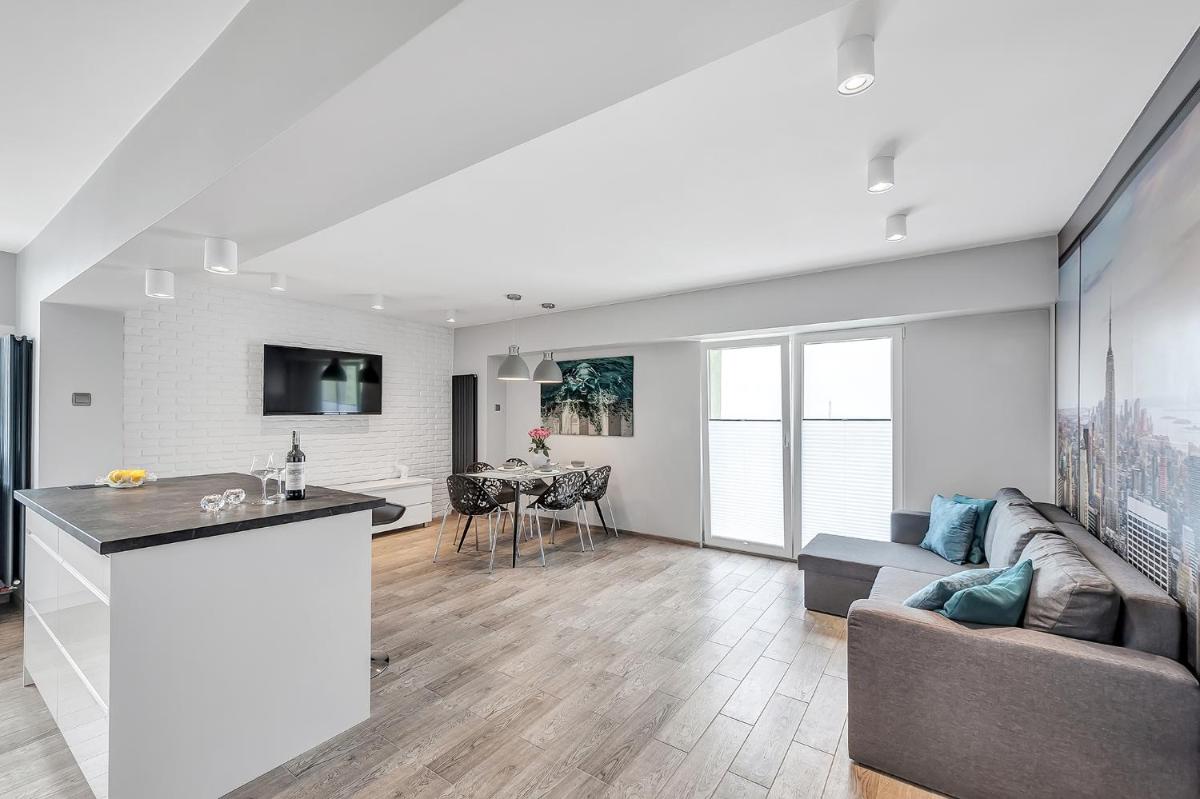 ORION Downtown Apartment by PinPoint - Housity