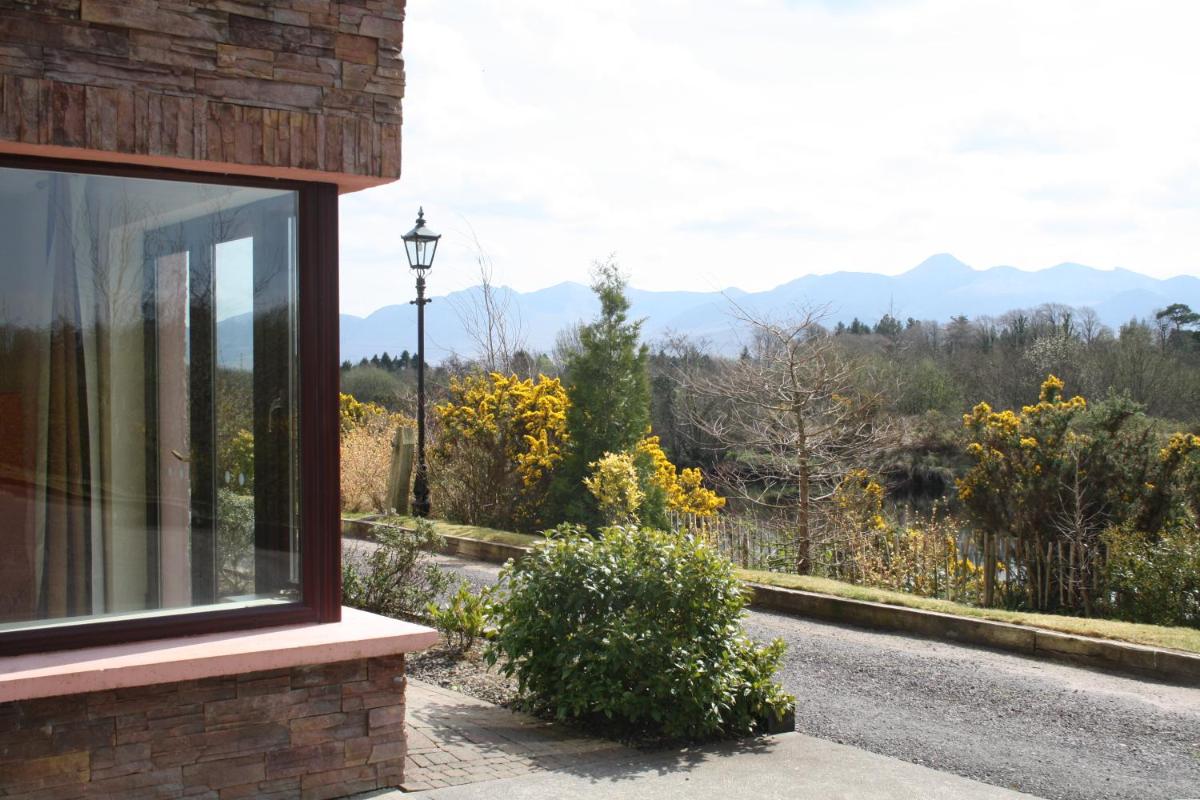 Grove Lodge Holiday Homes - Housity