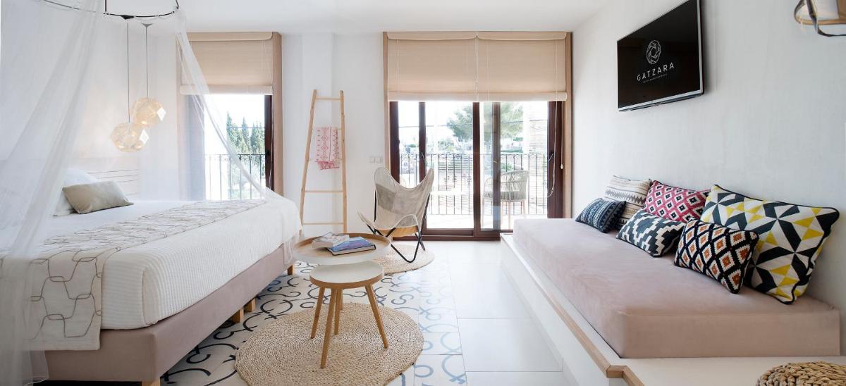 Gatzara Suites Santa Gertrudis - Housity