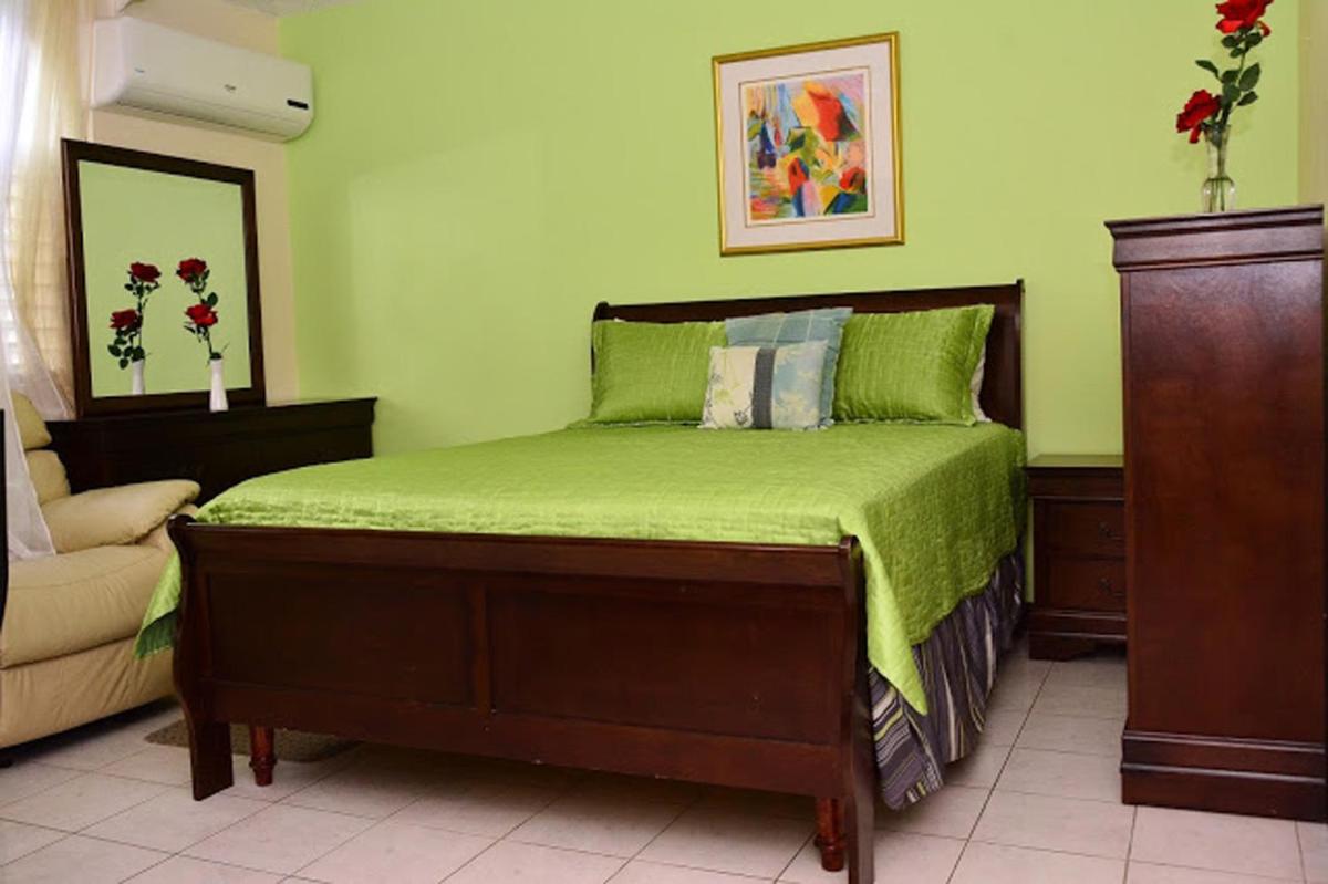 Sunkissed Suites At Sandcastles - Housity