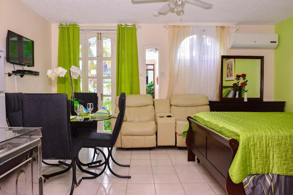 Sunkissed Suites At Sandcastles - Housity
