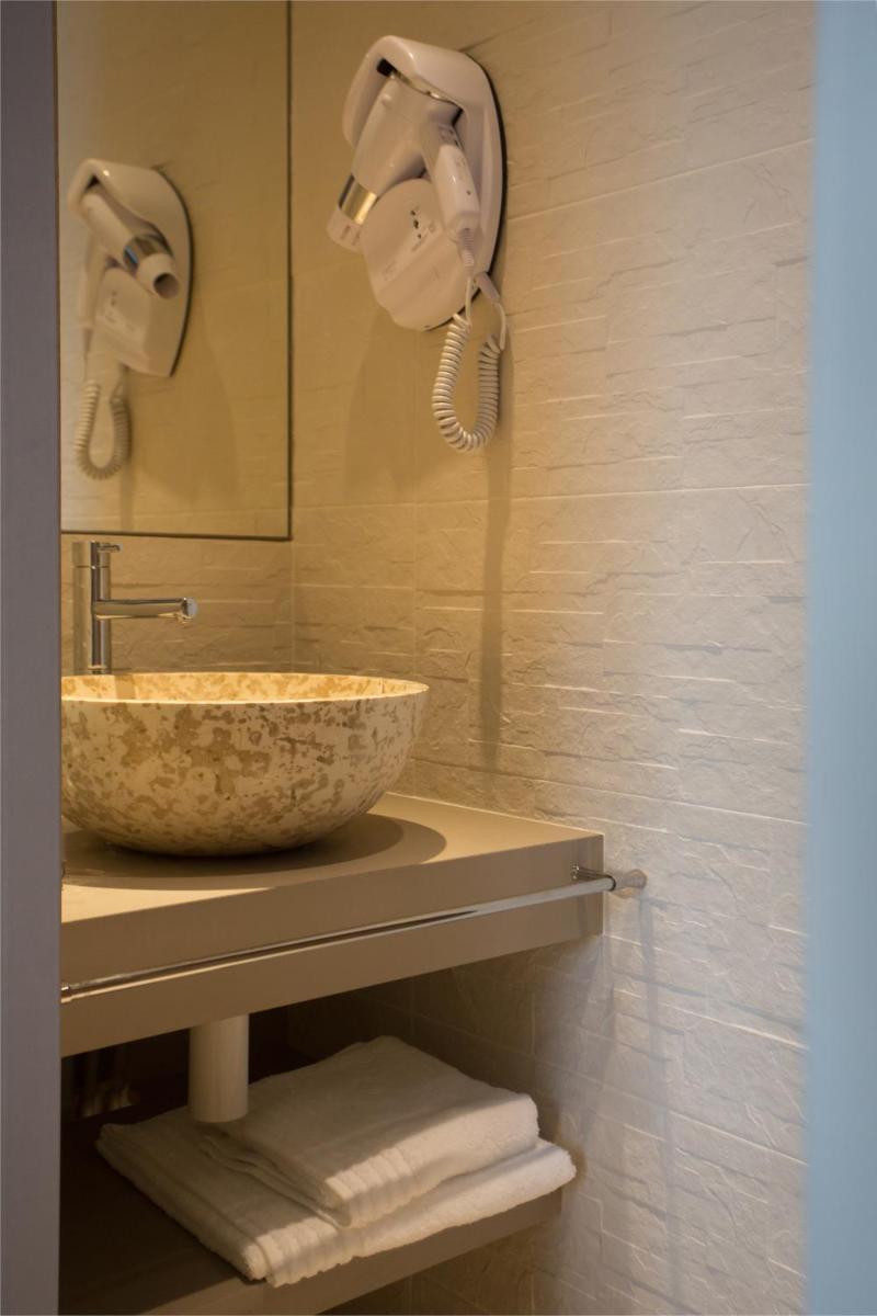 Salle de bains dans l'établissement La Finca Hôtel & Spa