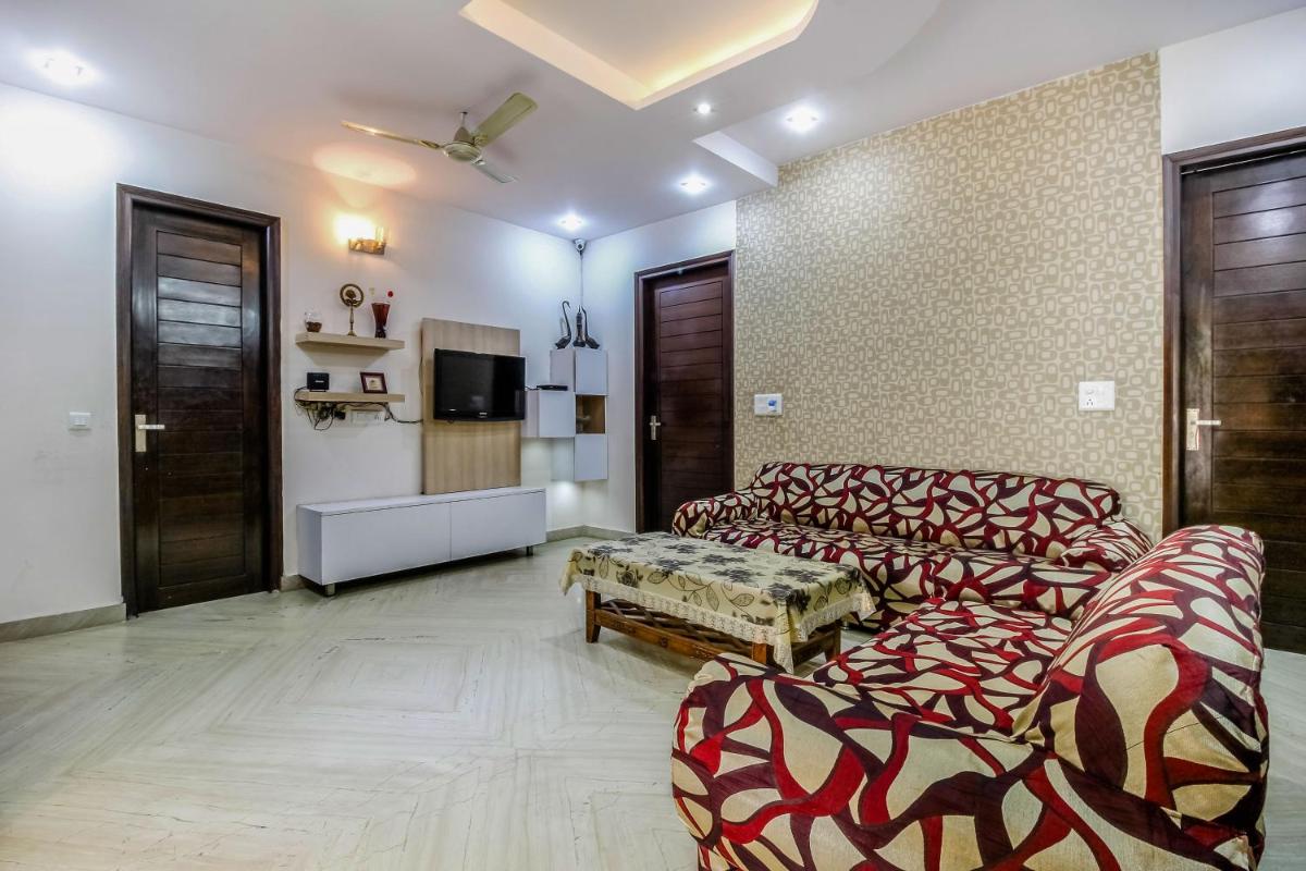 Suitetrails - Stay Royal Bed & Breakfast