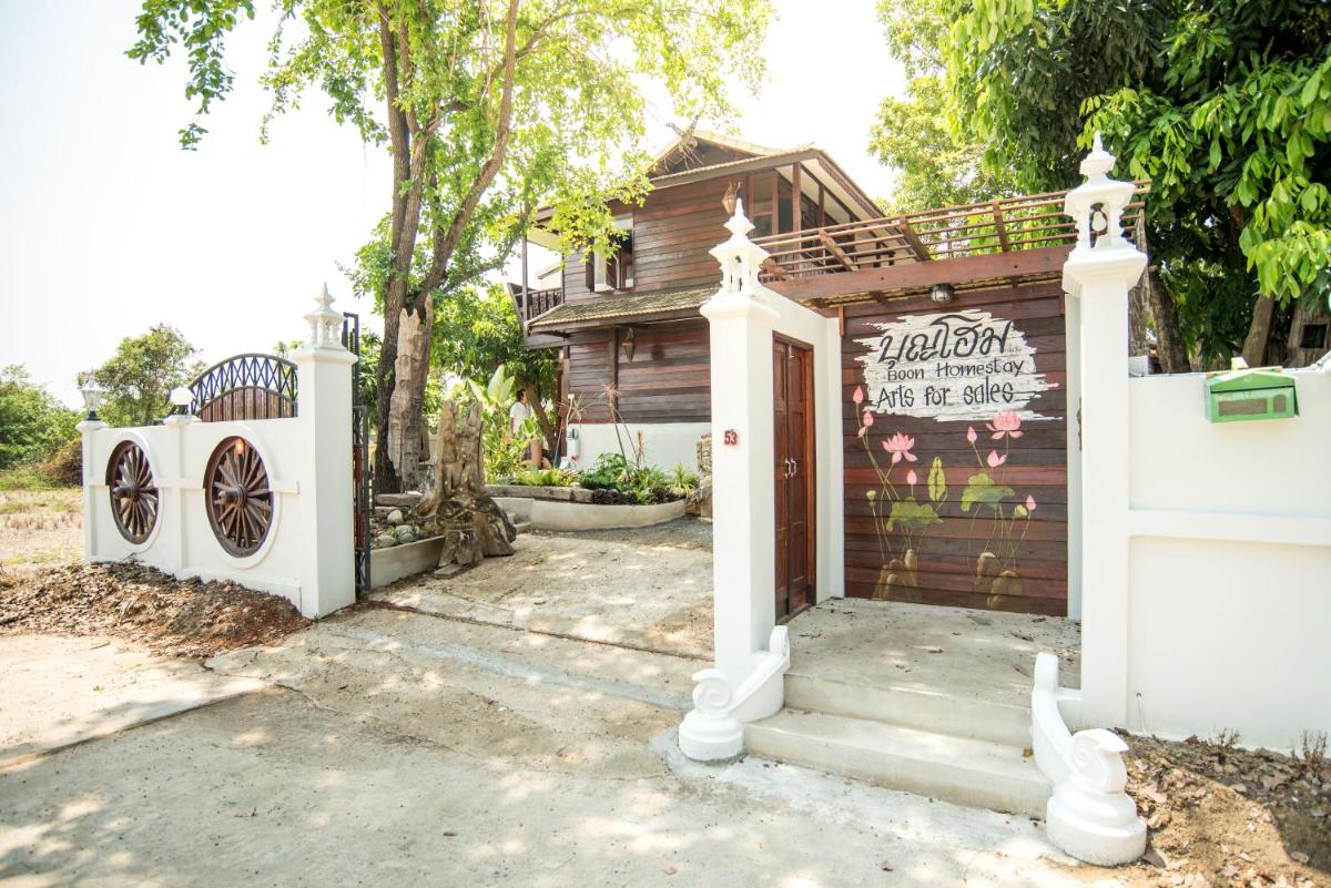Boon Home Stay Art & Craft - Housity