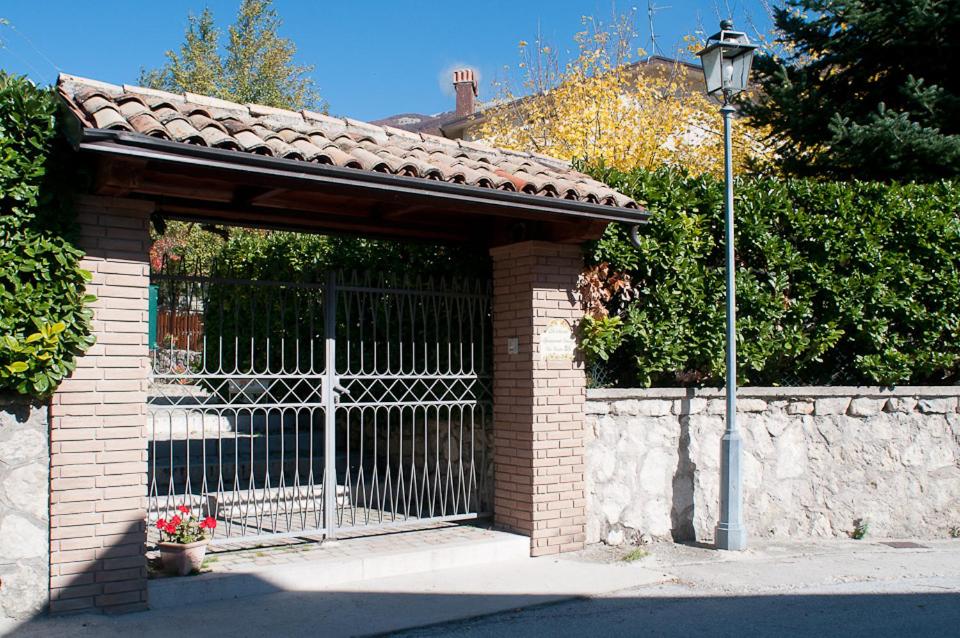 Appartamenti De Sanctis - Housity
