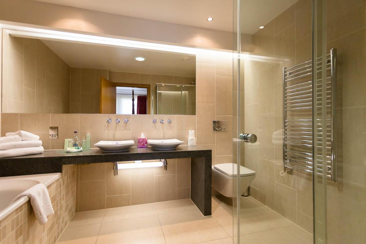 Woodland House Hotel - Housity
