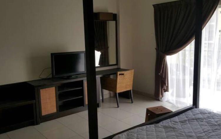 Studio Apartment @ Gold Coast Morib Banting Malaysia - Housity