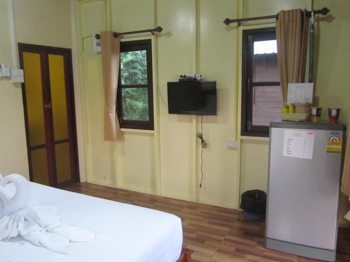 Baan Thung Home Stay - Housity