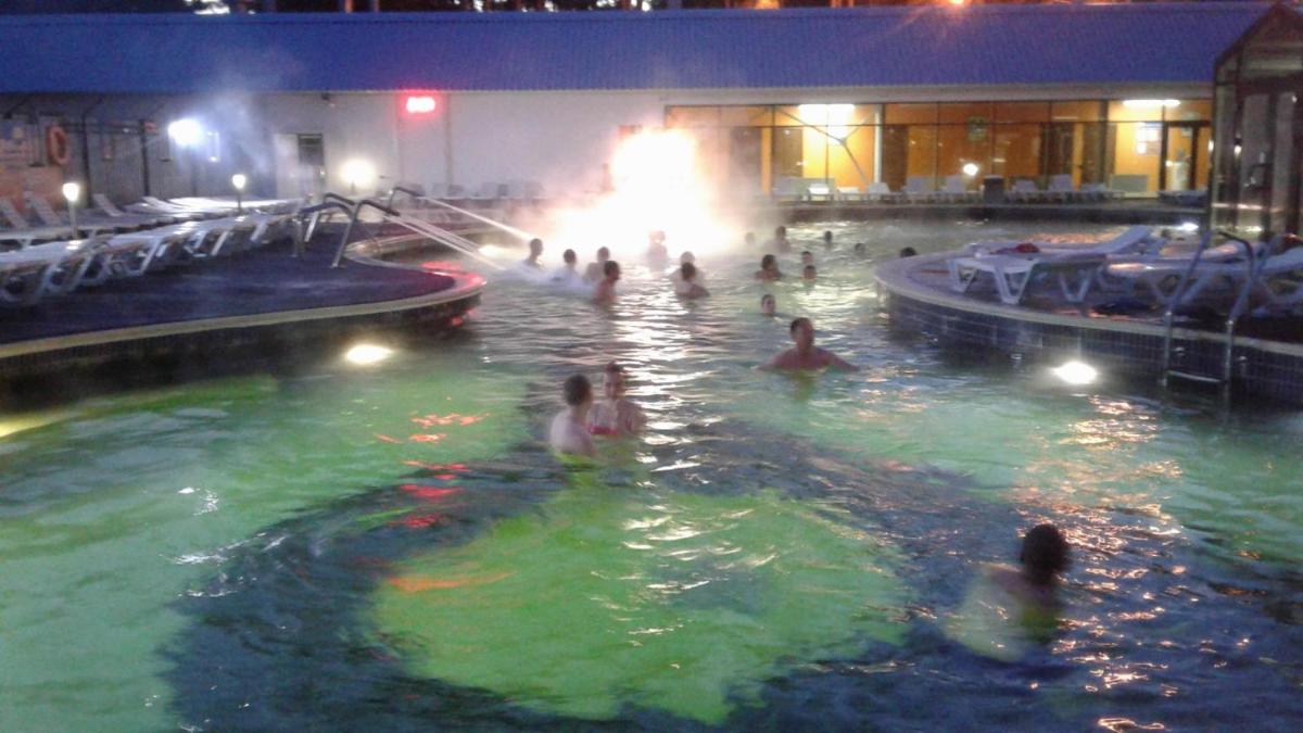 1k Apartment on Permyakova 72 - Housity