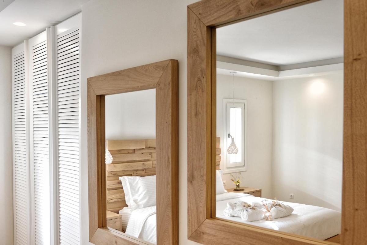 Jenny's Summer Houses - Housity