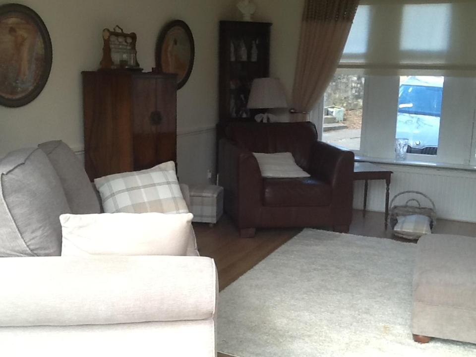 Arron House - Housity