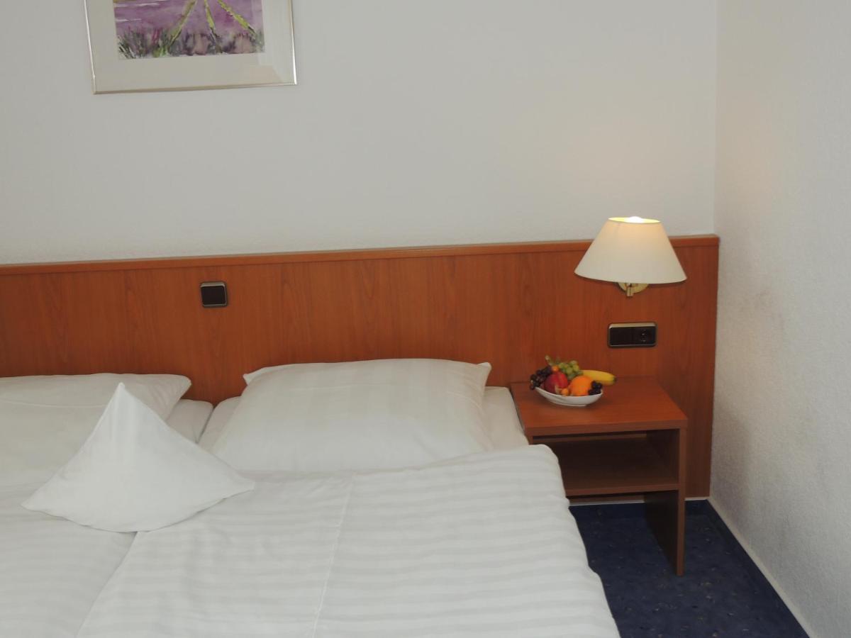 Hotel-Restaurant zum Roeddenberg - Housity
