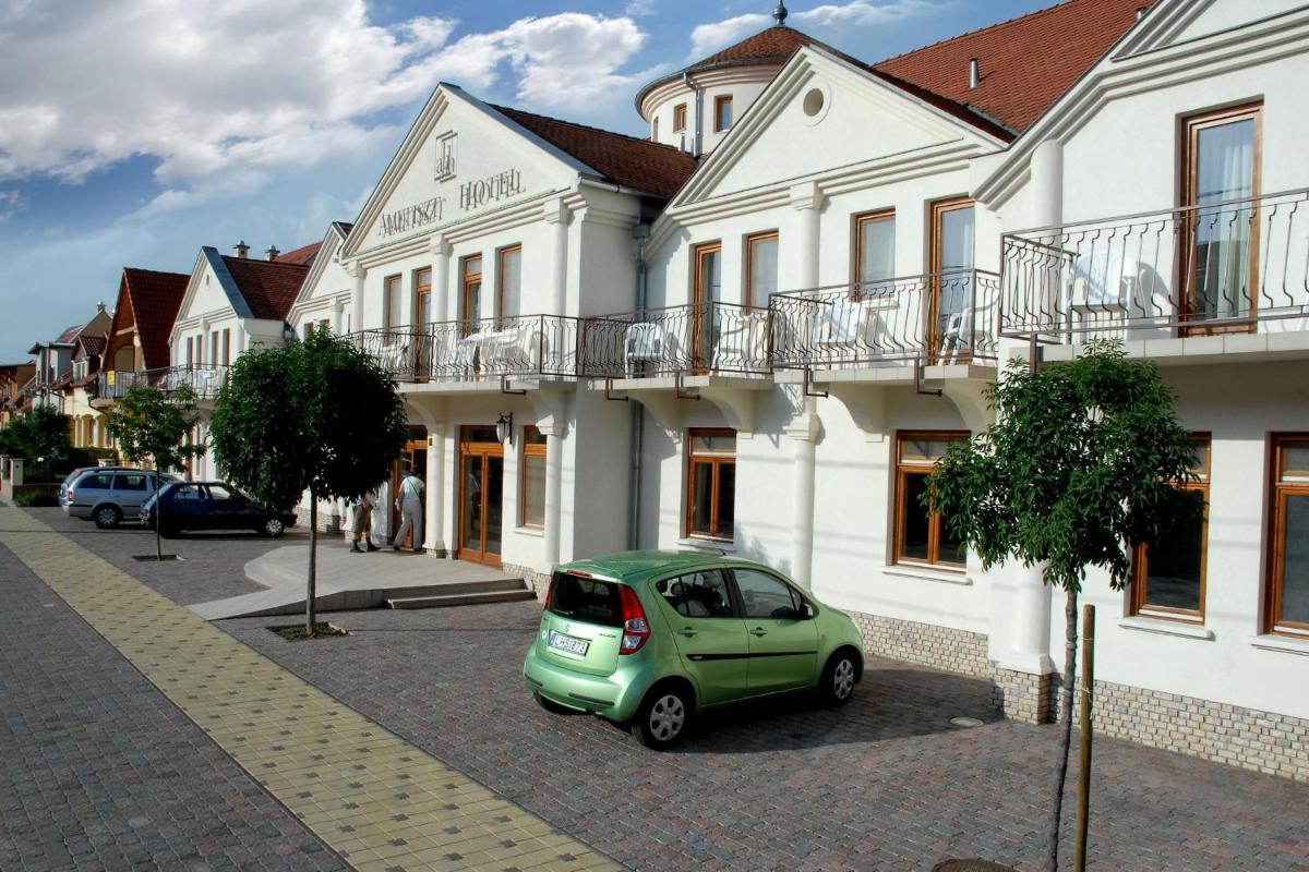 Ametiszt Hotel Harkány - Housity