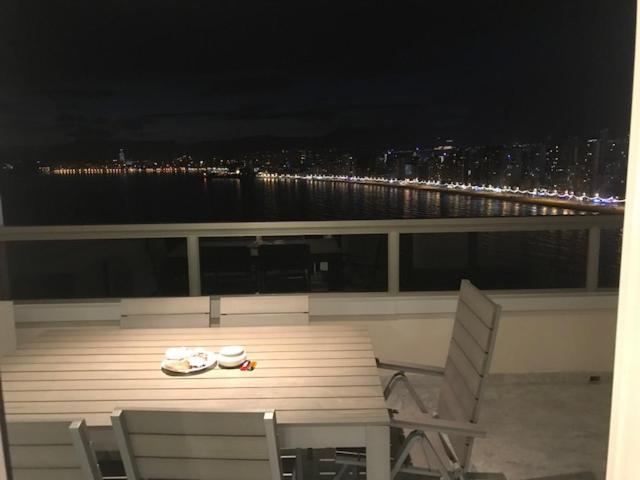 Gemelos 28 Blue Sea deLuxe - Housity