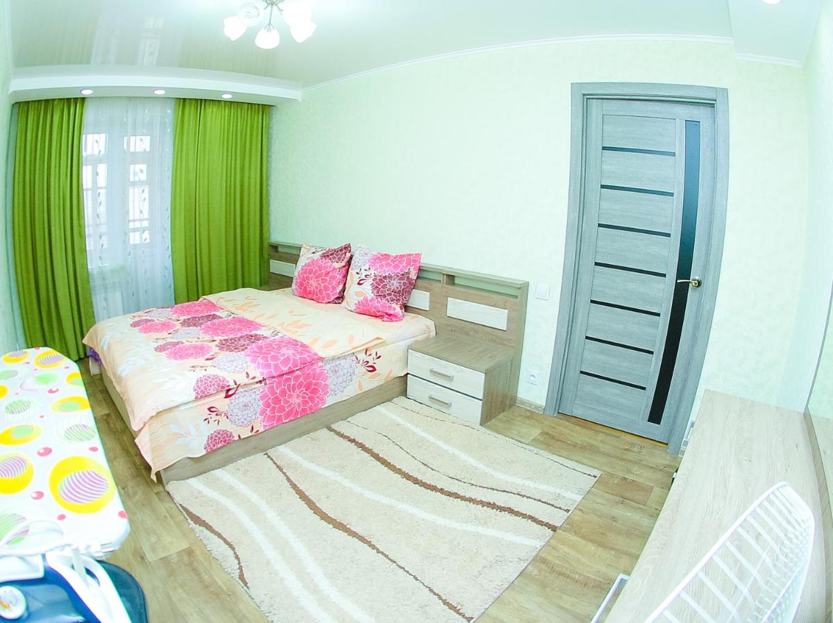 ApartLux on Republic Square - Housity