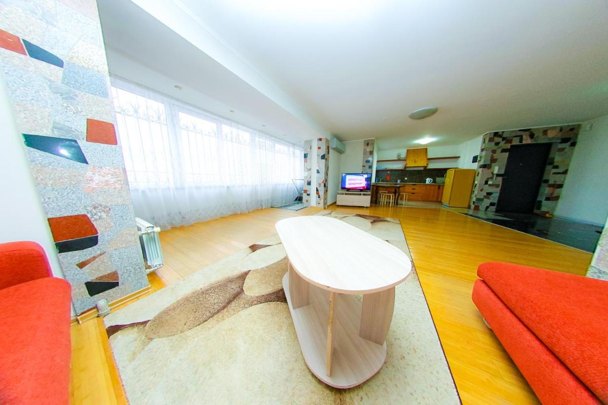 Apartment On Krylova 66 - Housity
