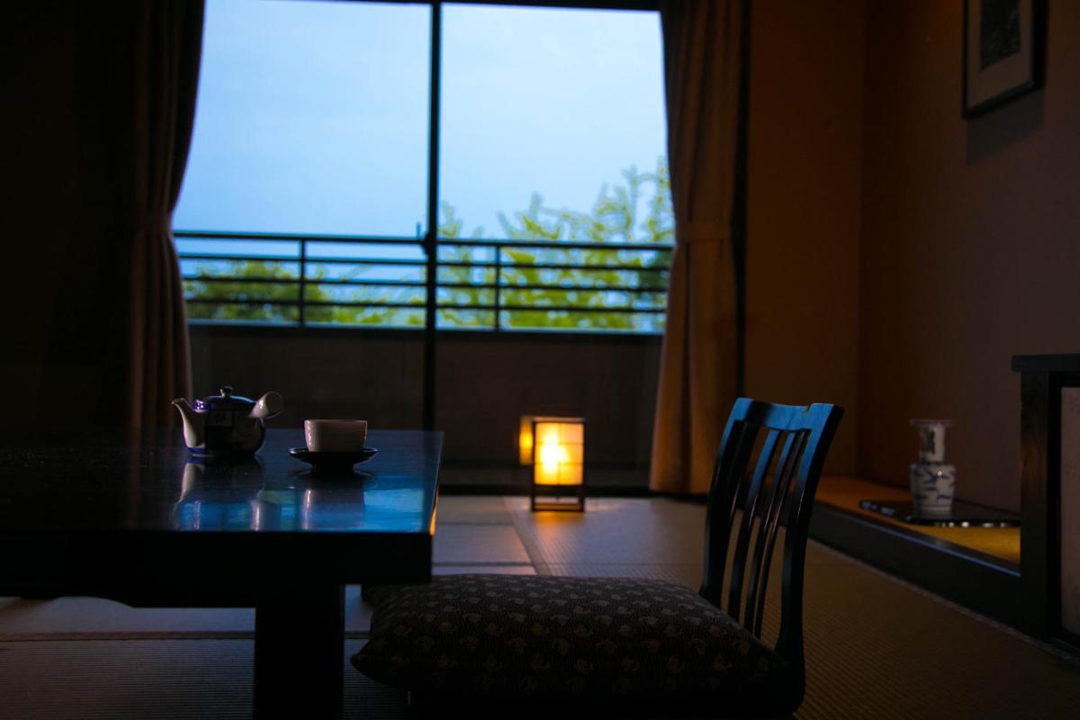 Yunosato Hayama - Housity