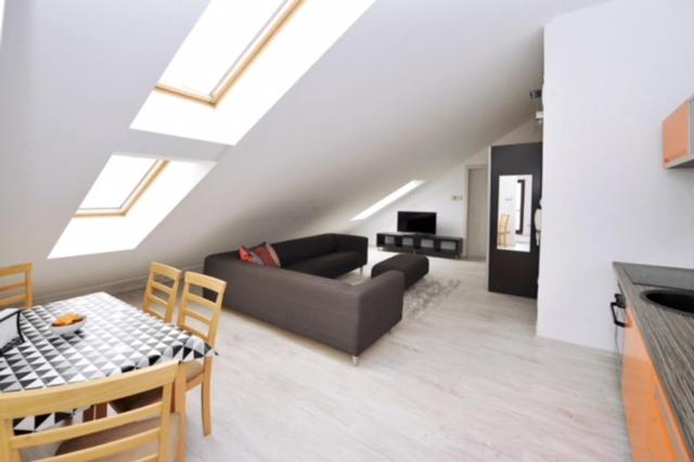 iHome Apartment 2.0 - Housity