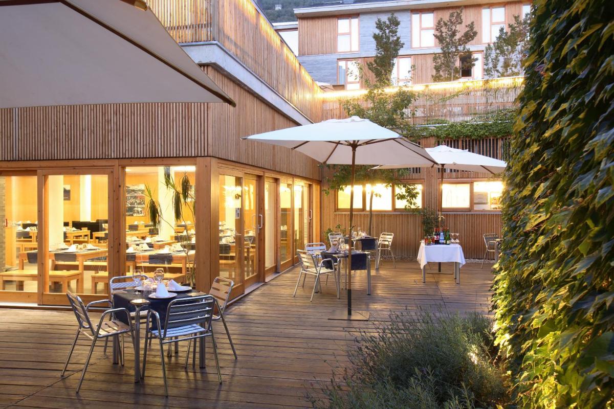Un restaurante o sitio para comer en Tierra de Biescas