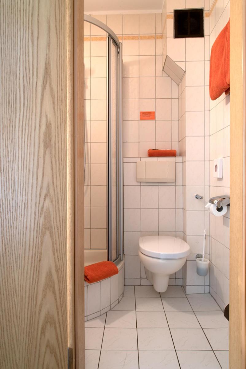 Haus ÜberLand - Housity