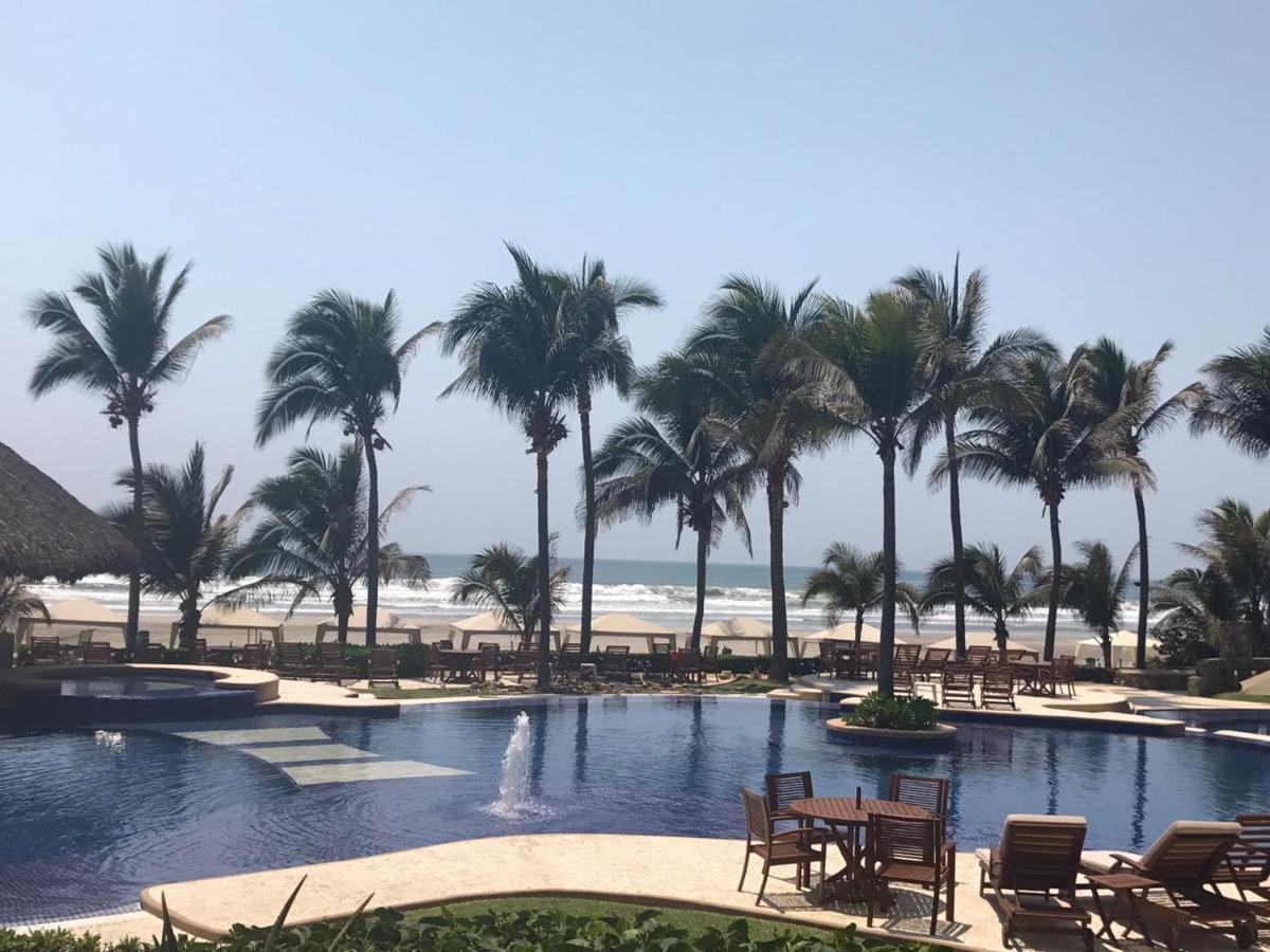 Oceanfront Apartment at Punta Diamante - Housity