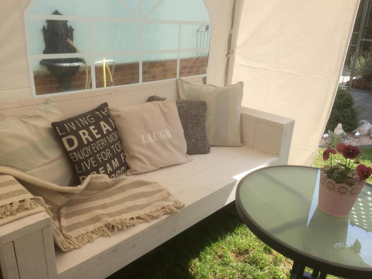 Ferienwohnung Im Grünen Haus - Housity