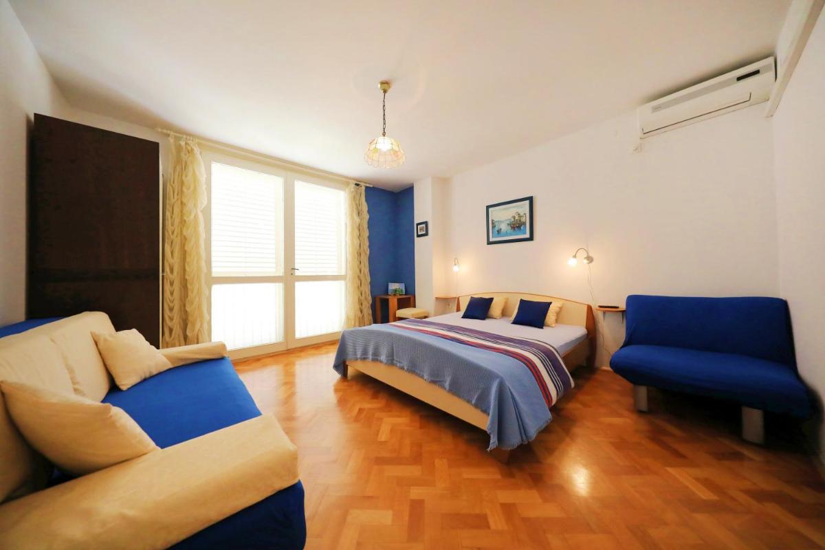 Sea Organ Apartment 1 & Garage for Free - Oldtown - Housity