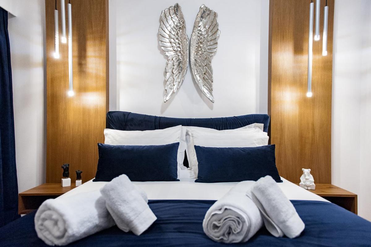 Acropolis View Deluxe Penthouse & Luxury Apartments - Housity