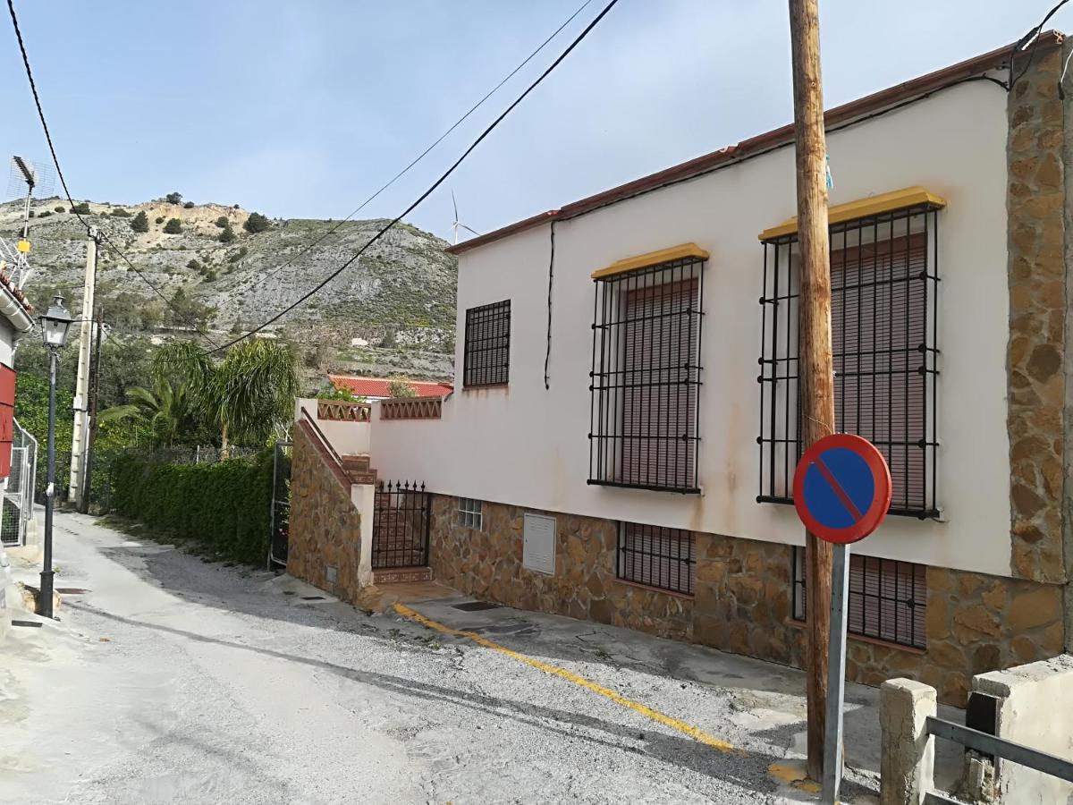 PERGAR DESCANSO-15 minutos Playa-Puerto-Motril Ferry - Housity