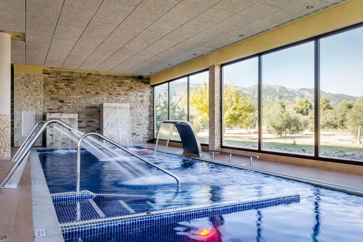 Piscina en o cerca de Hotel Rural Los Nogales