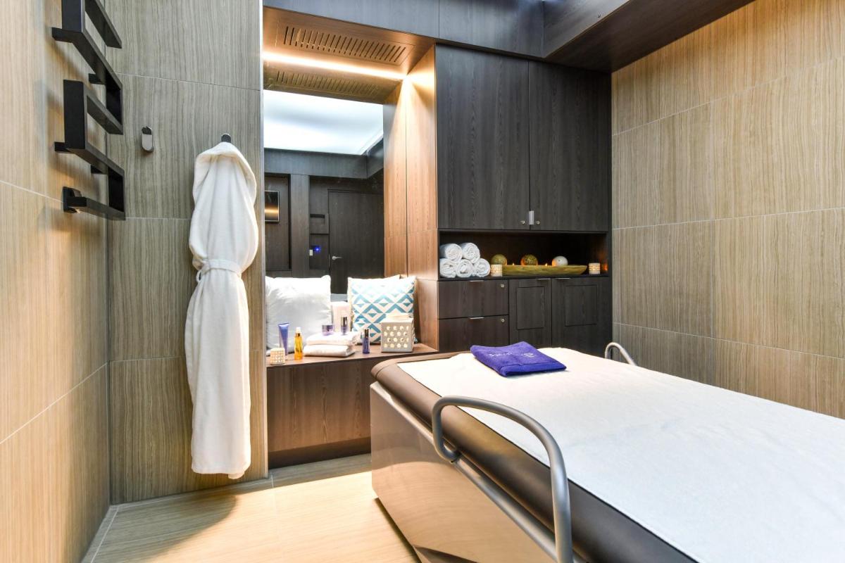 Un ou plusieurs lits dans un hébergement de l'établissement ibis styles La Rochelle Thalasso Chatelaillon