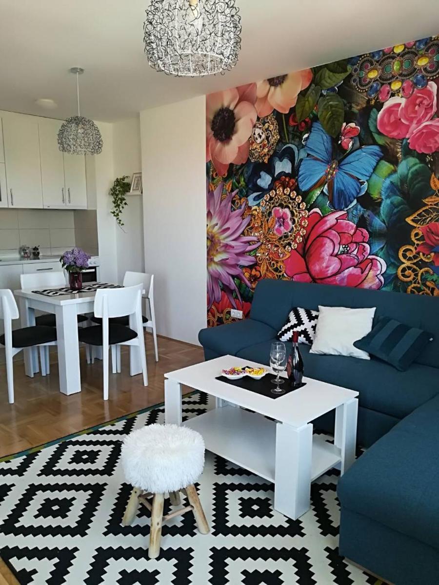 Apartman Čarolija - Housity