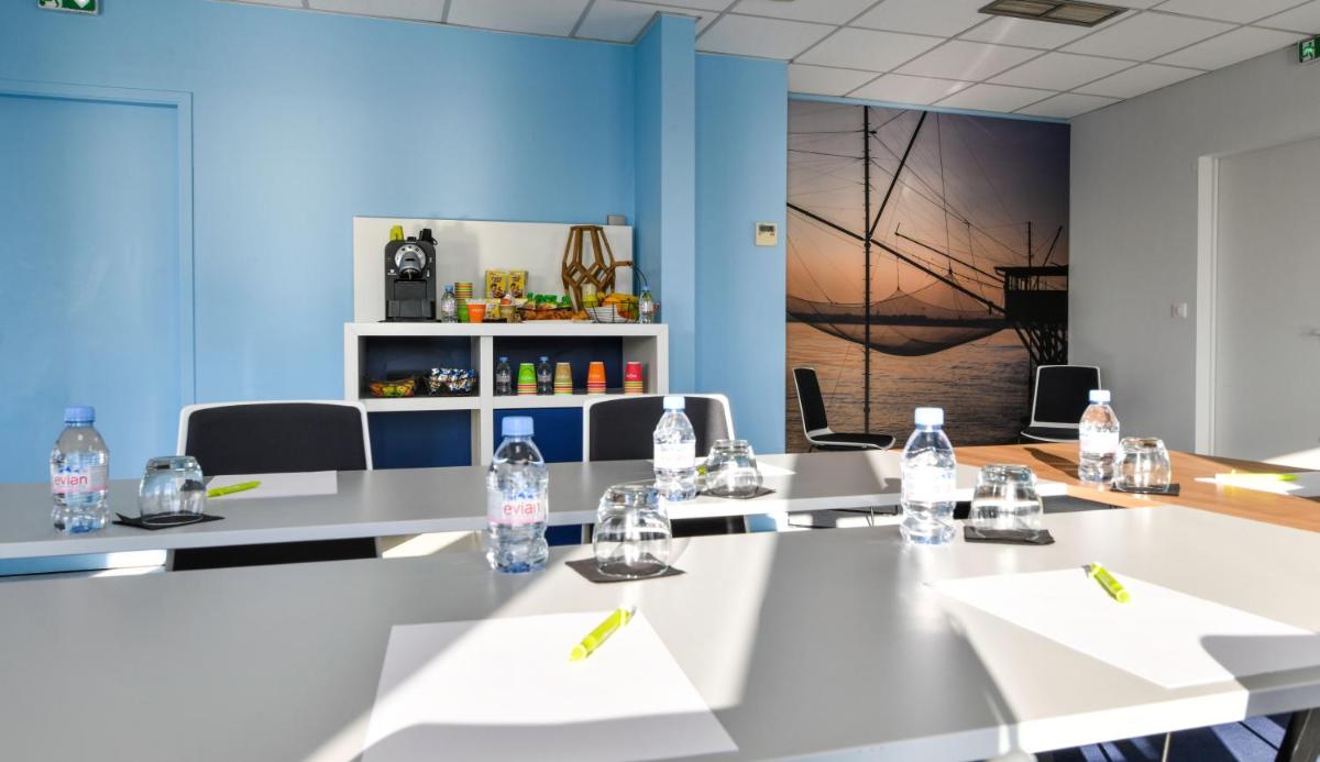 Boissons dans l'établissement ibis styles La Rochelle Thalasso Chatelaillon