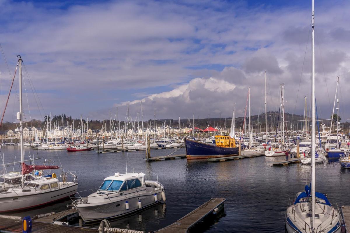 Marina View Apartment - Housity