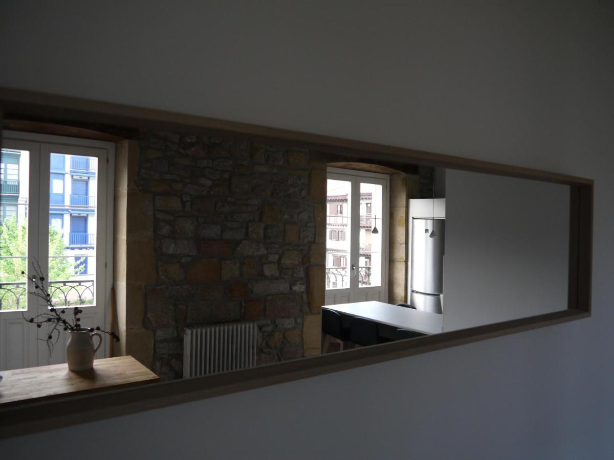 Eguzkilorea - Housity